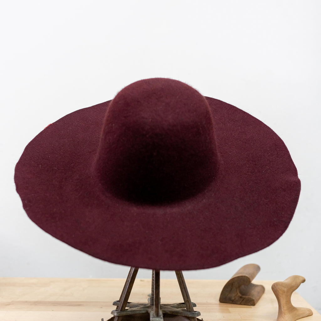 230G - 100X Beaver Fur Felt - Factory Second (2 Colors)